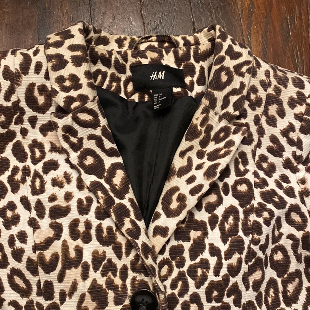 H&M Leopard Print Jacket - Picture 2 of 9
